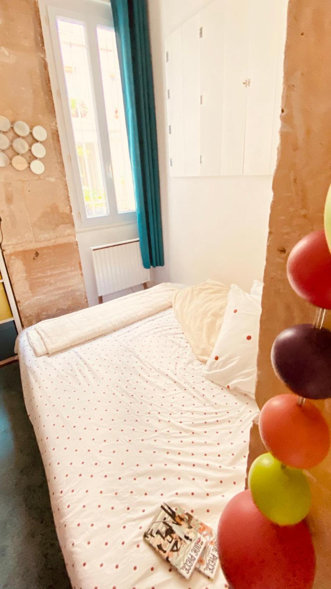 Villa Lepic, Luxury Flat In Montmartre With Private Terrasse-Appartement Entier Paris Eksteriør billede